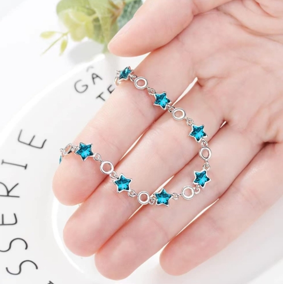 NEW Silver plated Charm bracelet with zircon stars - Picture 5 of 5